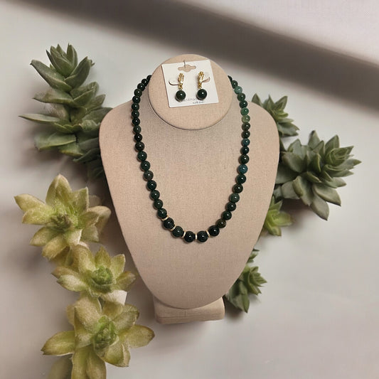 Evergreen necklace set