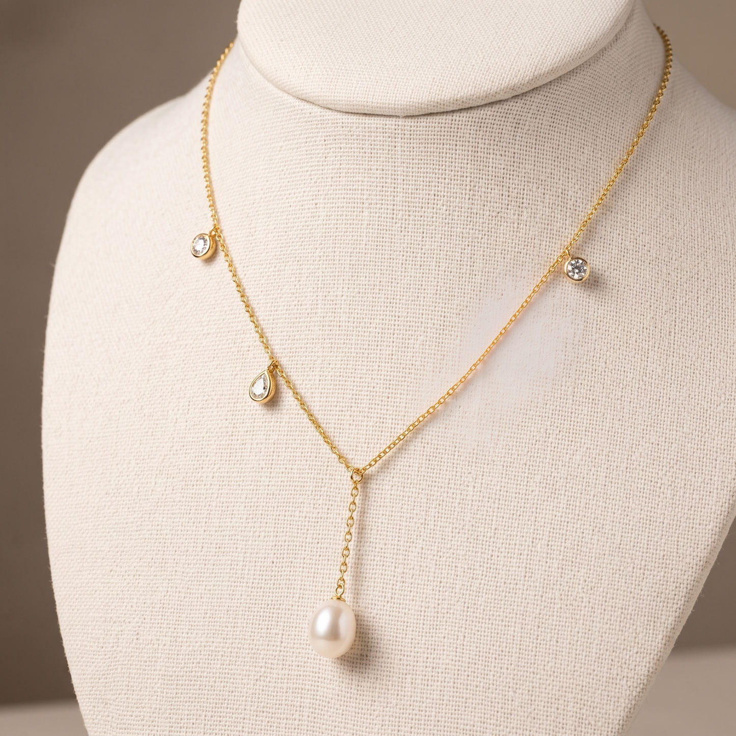 Solo Necklace
